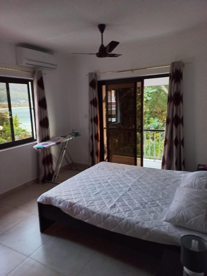 E&E Self Catering Hotel Beau Vallon  Exterior photo